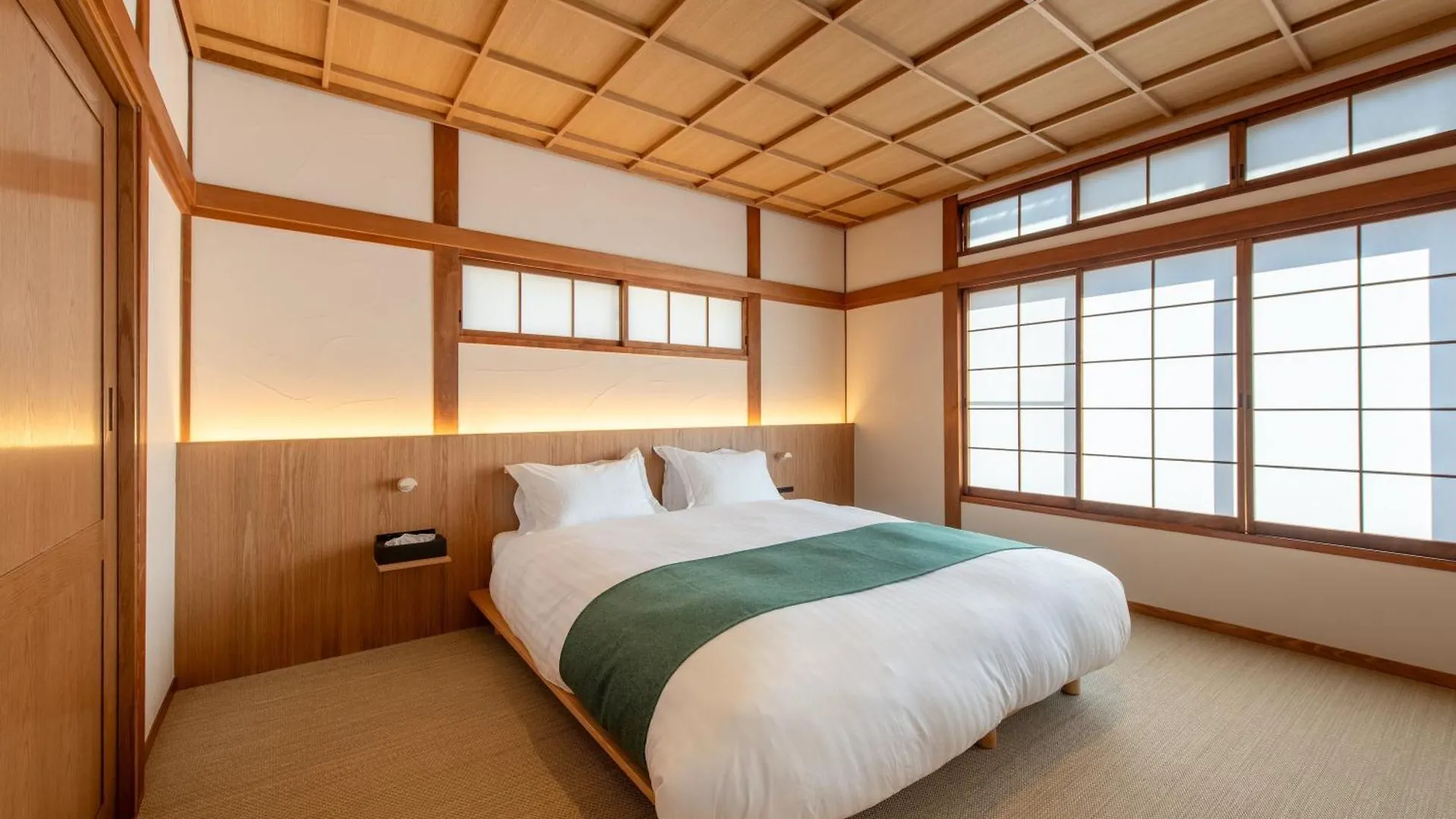 Tosuikyo Villa Tokyo Japan