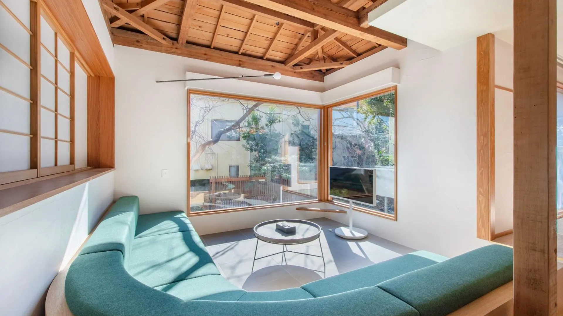 Tosuikyo Villa Tokyo 0*,